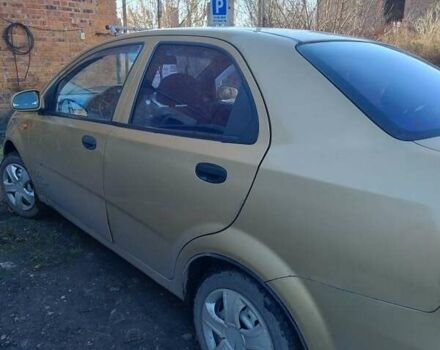 Бежевый Шевроле Авео, объемом двигателя 1.5 л и пробегом 290 тыс. км за 2000 $, фото 2 на Automoto.ua