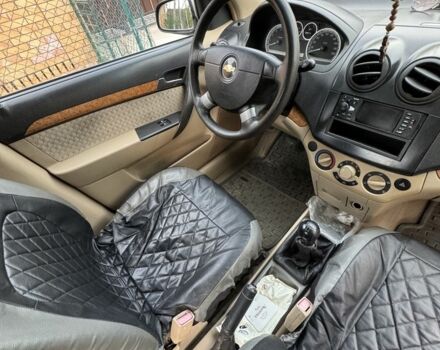 Бежевый Шевроле Авео, объемом двигателя 1.6 л и пробегом 106 тыс. км за 4000 $, фото 5 на Automoto.ua