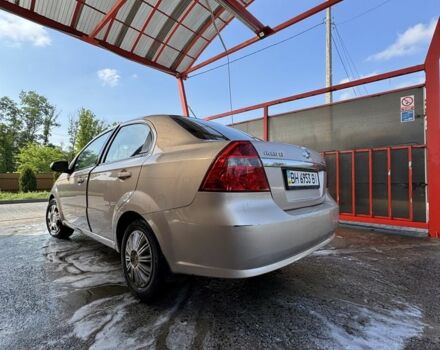 Бежевый Шевроле Авео, объемом двигателя 1.6 л и пробегом 106 тыс. км за 4000 $, фото 2 на Automoto.ua