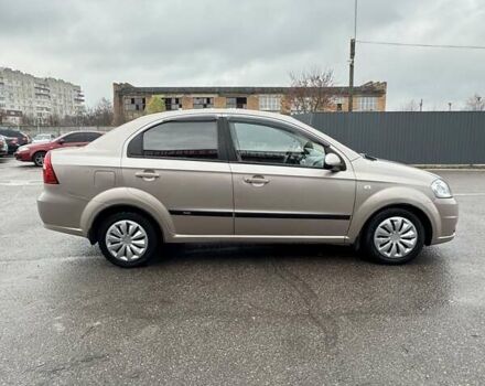 Бежевый Шевроле Авео, объемом двигателя 1.6 л и пробегом 150 тыс. км за 3800 $, фото 3 на Automoto.ua