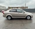 Бежевый Шевроле Авео, объемом двигателя 1.6 л и пробегом 150 тыс. км за 3800 $, фото 3 на Automoto.ua