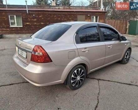 Бежевый Шевроле Авео, объемом двигателя 1.6 л и пробегом 199 тыс. км за 4400 $, фото 6 на Automoto.ua