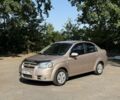 Бежевий Шевроле Авео, об'ємом двигуна 1.6 л та пробігом 280 тис. км за 3896 $, фото 1 на Automoto.ua