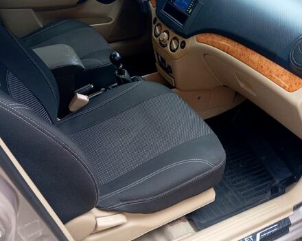 Бежевый Шевроле Авео, объемом двигателя 1.6 л и пробегом 151 тыс. км за 3800 $, фото 8 на Automoto.ua