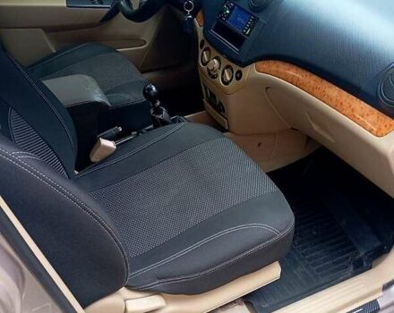 Бежевый Шевроле Авео, объемом двигателя 1.6 л и пробегом 151 тыс. км за 3800 $, фото 7 на Automoto.ua