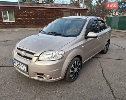 Бежевый Шевроле Авео, объемом двигателя 1.6 л и пробегом 199 тыс. км за 4400 $, фото 1 на Automoto.ua