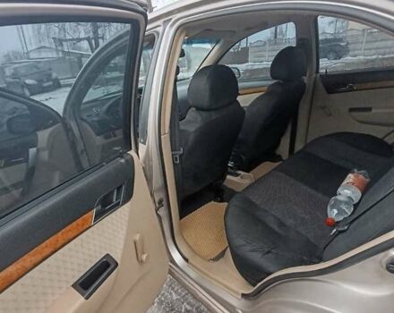 Бежевый Шевроле Авео, объемом двигателя 1.6 л и пробегом 192 тыс. км за 4000 $, фото 2 на Automoto.ua