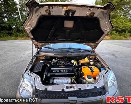 Бежевый Шевроле Авео, объемом двигателя 1.6 л и пробегом 73 тыс. км за 5200 $, фото 6 на Automoto.ua