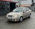 Бежевый Шевроле Авео, объемом двигателя 1.6 л и пробегом 150 тыс. км за 3800 $, фото 1 на Automoto.ua