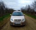 Бежевый Шевроле Авео, объемом двигателя 1.6 л и пробегом 190 тыс. км за 3200 $, фото 1 на Automoto.ua
