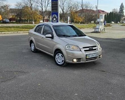 Бежевий Шевроле Авео, об'ємом двигуна 1.6 л та пробігом 300 тис. км за 2700 $, фото 1 на Automoto.ua
