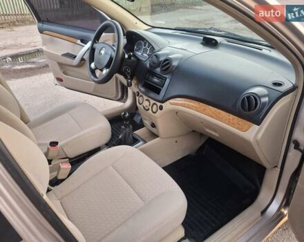 Бежевый Шевроле Авео, объемом двигателя 1.6 л и пробегом 199 тыс. км за 4400 $, фото 34 на Automoto.ua