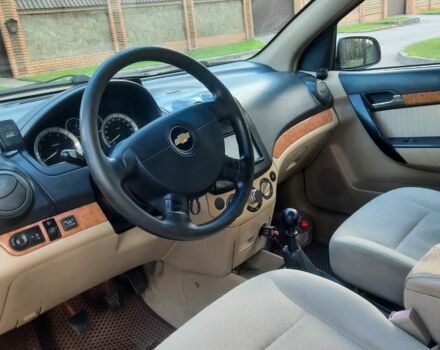 Бежевый Шевроле Авео, объемом двигателя 1.6 л и пробегом 236 тыс. км за 3900 $, фото 6 на Automoto.ua