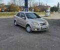 Бежевый Шевроле Авео, объемом двигателя 1.6 л и пробегом 290 тыс. км за 2799 $, фото 3 на Automoto.ua