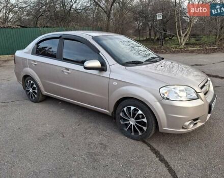 Бежевый Шевроле Авео, объемом двигателя 1.6 л и пробегом 199 тыс. км за 4400 $, фото 5 на Automoto.ua