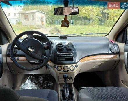 Бежевий Шевроле Авео, об'ємом двигуна 1.6 л та пробігом 200 тис. км за 2850 $, фото 3 на Automoto.ua