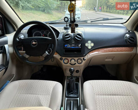 Бежевий Шевроле Авео, об'ємом двигуна 1.6 л та пробігом 284 тис. км за 4500 $, фото 24 на Automoto.ua