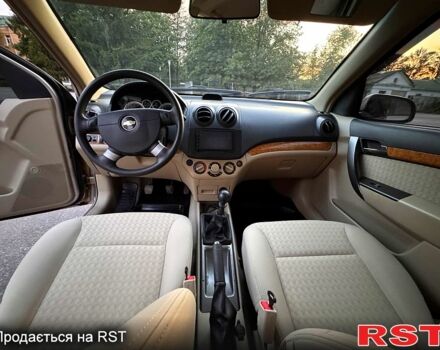 Бежевый Шевроле Авео, объемом двигателя 1.6 л и пробегом 73 тыс. км за 5200 $, фото 7 на Automoto.ua