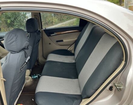 Бежевый Шевроле Авео, объемом двигателя 1.6 л и пробегом 160 тыс. км за 3650 $, фото 3 на Automoto.ua