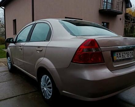 Бежевый Шевроле Авео, объемом двигателя 1.6 л и пробегом 237 тыс. км за 2100 $, фото 5 на Automoto.ua