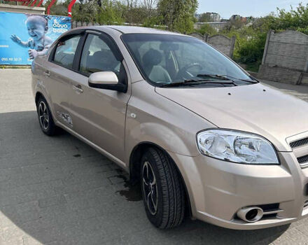 Бежевый Шевроле Авео, объемом двигателя 1.6 л и пробегом 288 тыс. км за 3200 $, фото 8 на Automoto.ua