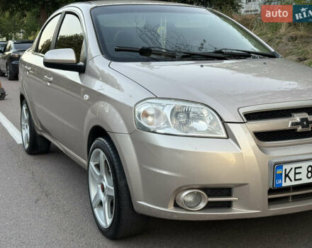 Бежевий Шевроле Авео, об'ємом двигуна 1.6 л та пробігом 284 тис. км за 4500 $, фото 8 на Automoto.ua