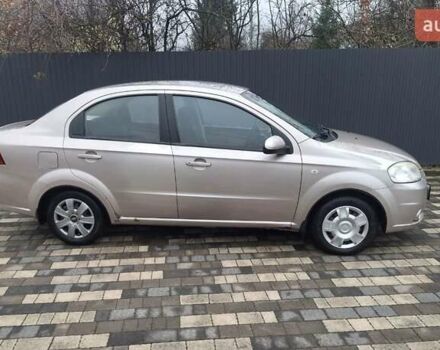 Бежевий Шевроле Авео, об'ємом двигуна 1.6 л та пробігом 355 тис. км за 3100 $, фото 5 на Automoto.ua