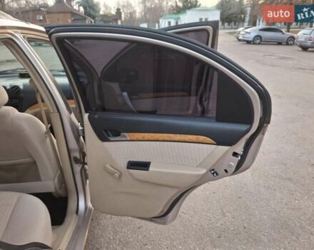 Бежевый Шевроле Авео, объемом двигателя 1.6 л и пробегом 199 тыс. км за 4400 $, фото 30 на Automoto.ua