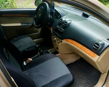 Бежевий Шевроле Авео, об'ємом двигуна 1.6 л та пробігом 200 тис. км за 3000 $, фото 4 на Automoto.ua