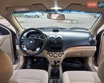 Бежевый Шевроле Авео, объемом двигателя 1.6 л и пробегом 199 тыс. км за 4400 $, фото 23 на Automoto.ua