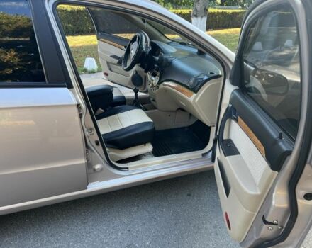 Бежевый Шевроле Авео, объемом двигателя 1.6 л и пробегом 121 тыс. км за 4500 $, фото 6 на Automoto.ua