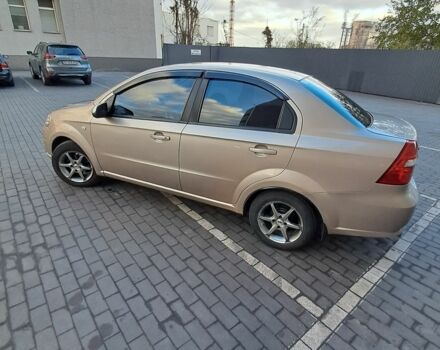 Бежевий Шевроле Авео, об'ємом двигуна 1.6 л та пробігом 118 тис. км за 4400 $, фото 3 на Automoto.ua