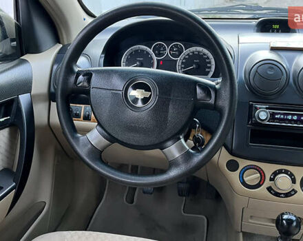 Бежевий Шевроле Авео, об'ємом двигуна 1.6 л та пробігом 170 тис. км за 3700 $, фото 10 на Automoto.ua