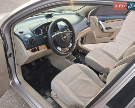 Бежевый Шевроле Авео, объемом двигателя 1.6 л и пробегом 199 тыс. км за 4400 $, фото 35 на Automoto.ua