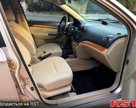 Бежевый Шевроле Авео, объемом двигателя 1.6 л и пробегом 73 тыс. км за 5200 $, фото 12 на Automoto.ua