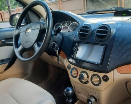 Бежевый Шевроле Авео, объемом двигателя 1.6 л и пробегом 236 тыс. км за 3900 $, фото 7 на Automoto.ua