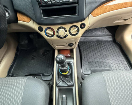 Бежевый Шевроле Авео, объемом двигателя 1.6 л и пробегом 278 тыс. км за 5400 $, фото 41 на Automoto.ua