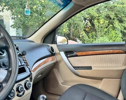 Бежевый Шевроле Авео, объемом двигателя 1.5 л и пробегом 215 тыс. км за 3900 $, фото 6 на Automoto.ua