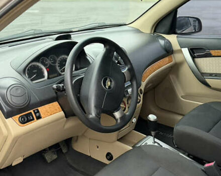 Бежевый Шевроле Авео, объемом двигателя 1.6 л и пробегом 165 тыс. км за 4100 $, фото 6 на Automoto.ua