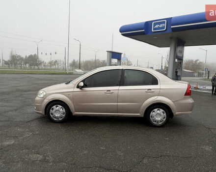 Бежевый Шевроле Авео, объемом двигателя 1.6 л и пробегом 165 тыс. км за 4100 $, фото 2 на Automoto.ua
