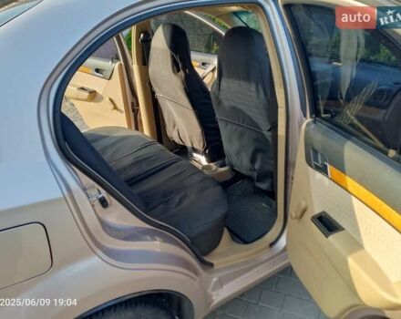 Бежевый Шевроле Авео, объемом двигателя 1.6 л и пробегом 165 тыс. км за 3650 $, фото 9 на Automoto.ua