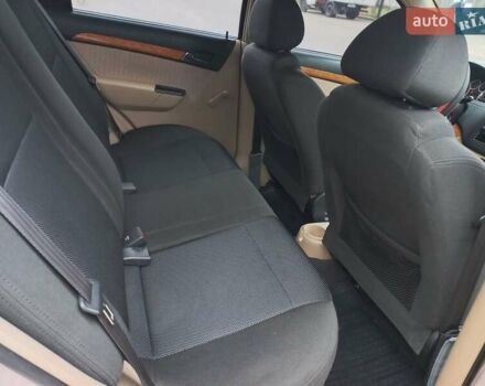 Бежевый Шевроле Авео, объемом двигателя 1.6 л и пробегом 180 тыс. км за 4500 $, фото 15 на Automoto.ua