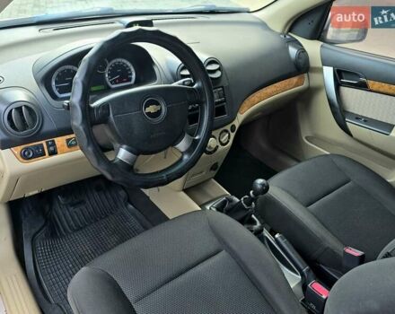 Бежевый Шевроле Авео, объемом двигателя 1.6 л и пробегом 170 тыс. км за 3300 $, фото 13 на Automoto.ua