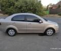 Бежевый Шевроле Авео, объемом двигателя 1.6 л и пробегом 220 тыс. км за 4000 $, фото 6 на Automoto.ua