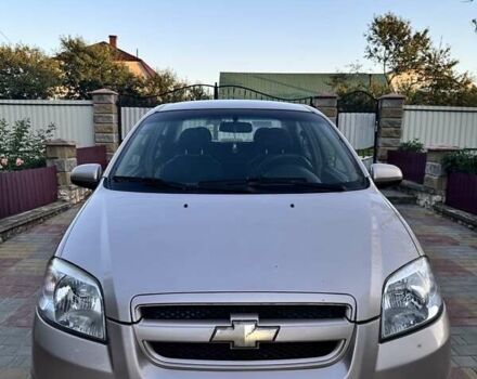 Бежевый Шевроле Авео, объемом двигателя 1.5 л и пробегом 215 тыс. км за 3900 $, фото 1 на Automoto.ua