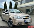 Бежевый Шевроле Авео, объемом двигателя 1.6 л и пробегом 206 тыс. км за 3899 $, фото 1 на Automoto.ua