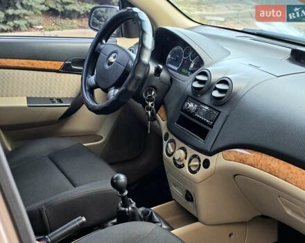 Бежевый Шевроле Авео, объемом двигателя 1.6 л и пробегом 170 тыс. км за 3300 $, фото 22 на Automoto.ua