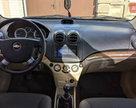 Бежевый Шевроле Авео, объемом двигателя 1.6 л и пробегом 99 тыс. км за 5000 $, фото 8 на Automoto.ua