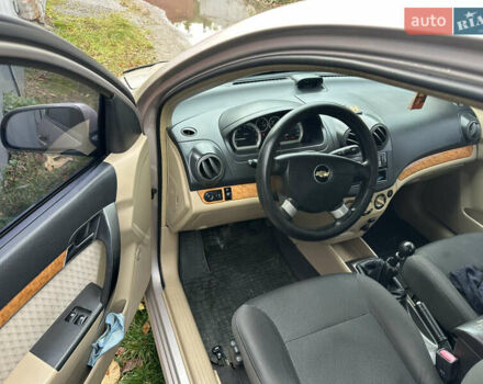 Шевроле Авео 2008 в Кременчуге на Automoto.ua Бежевый Шевроле Авео, объемом двигателя 1.6 л и пробегом 198 тыс. км за 5100 $, фото 12 на Automoto.ua