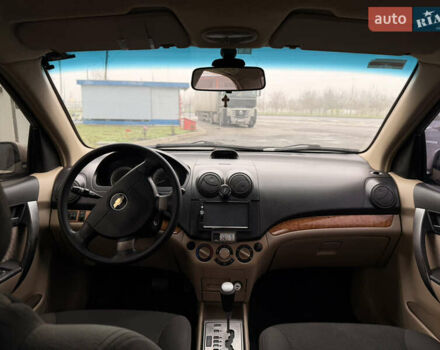 Бежевый Шевроле Авео, объемом двигателя 1.6 л и пробегом 165 тыс. км за 4100 $, фото 7 на Automoto.ua